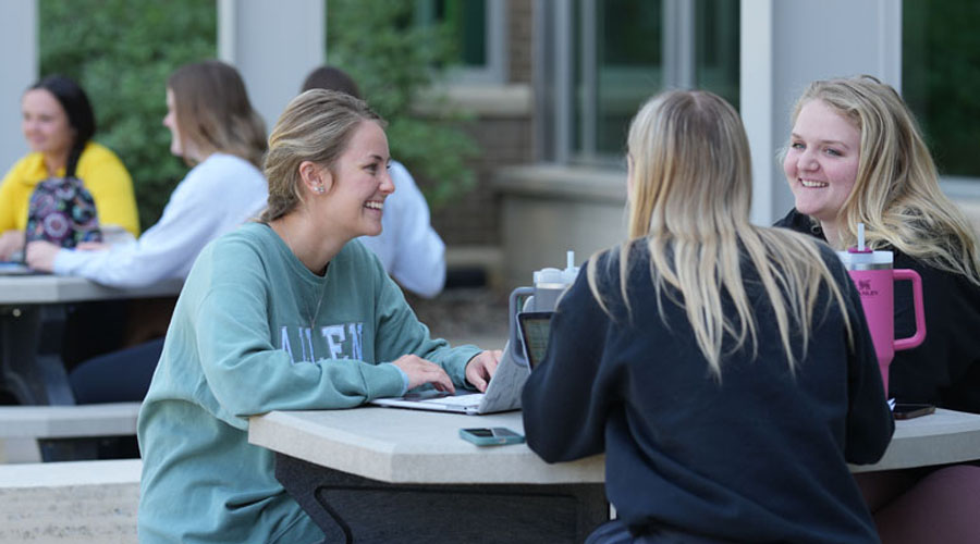 Photo of AC Students in Front of Winter Hall