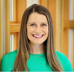 Photo of Lindsay Maltas